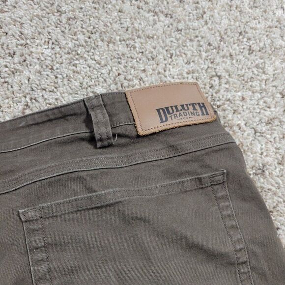 Duluth Trading Flex Fire Hose Jeans Mens 42x28.5 Tag 42x30 Brown Relaxed Flaws* - Picture 7 of 7
